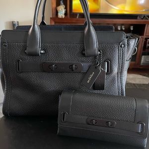 Coach Swagger purse with free wallet